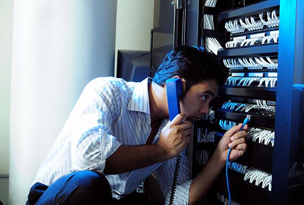 Sửa chữa line điện thoại bàn
