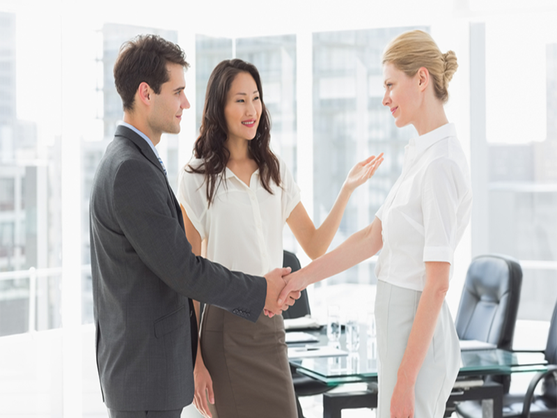 Ký kết hợp đồng và triển khai đợt bảo trì đầu tiên